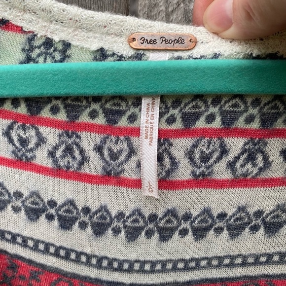 Free People NWT Waffle Knit Boho Cuff Thermal Ivory Oversized Hi/Low Size L - Picture 3 of 10